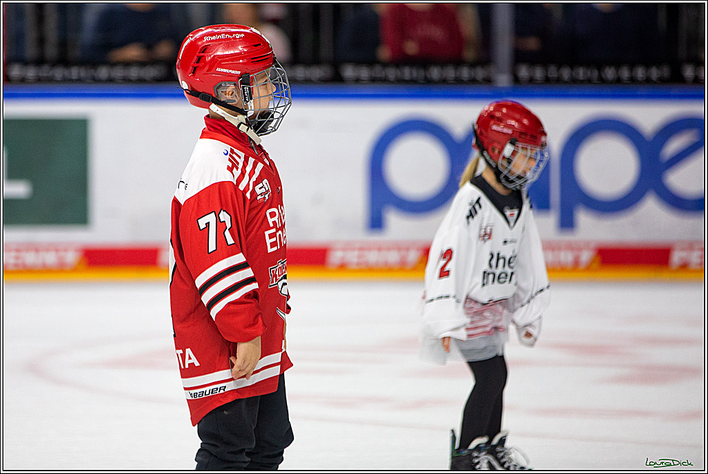 PENNY DEL; Koelner Haie- Grizzly Wolfsburg; Koeln, 26.10.2022
